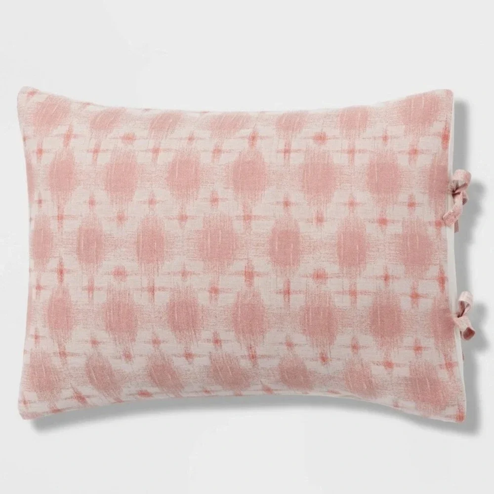 Threshold Yarn Dyed Duvet Cover and Sham Set KING IKAT 100% Cotton Mauve & Ivory